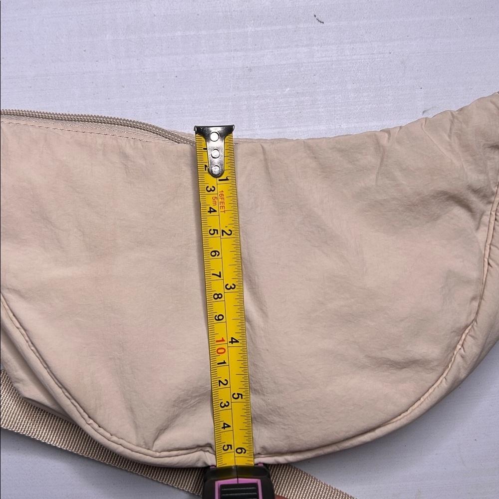 Gap Shoulder Bag - Picture 13 of 13